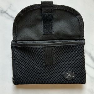 Running Buddy pouch like new